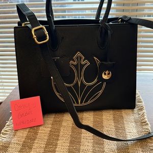 NWT Heart Logo Rebel symbol black Loungefly purse